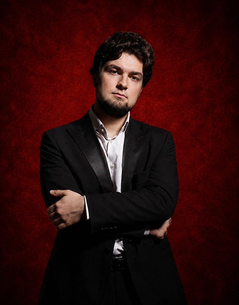 LUKAS GENIUŠAS